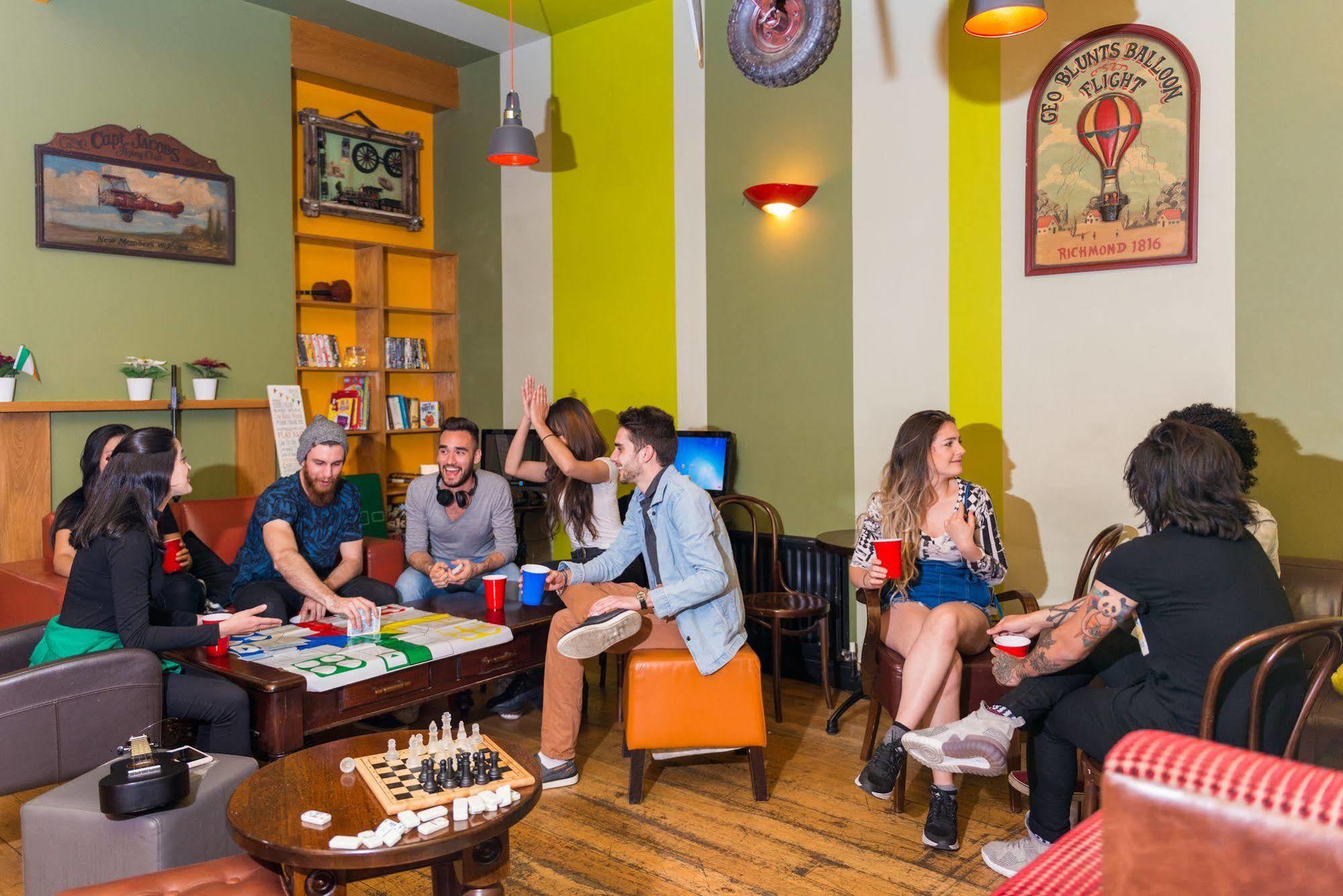 Хостел Sky Backpackers Дублін Екстер'єр фото